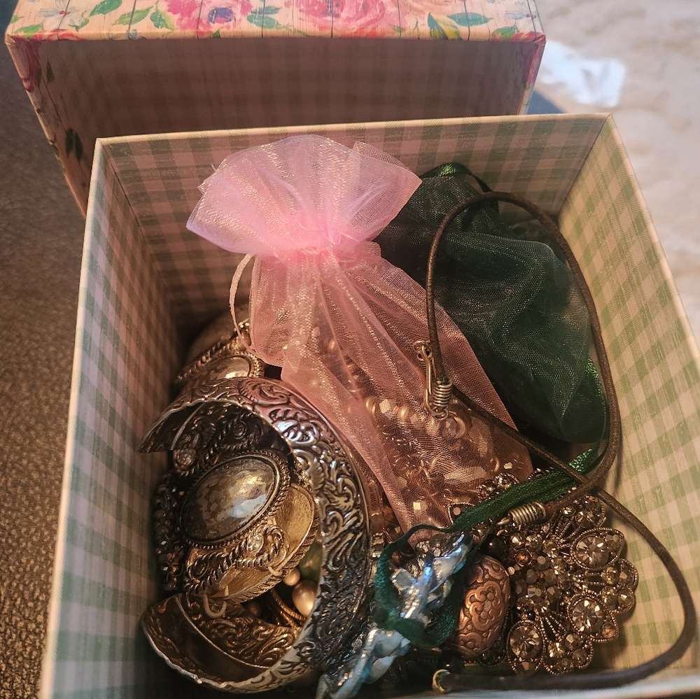 A Box of Costume!
